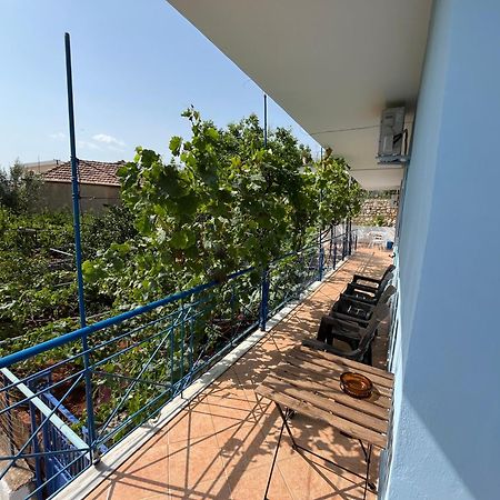 Dina House Daire Himarë Dış mekan fotoğraf